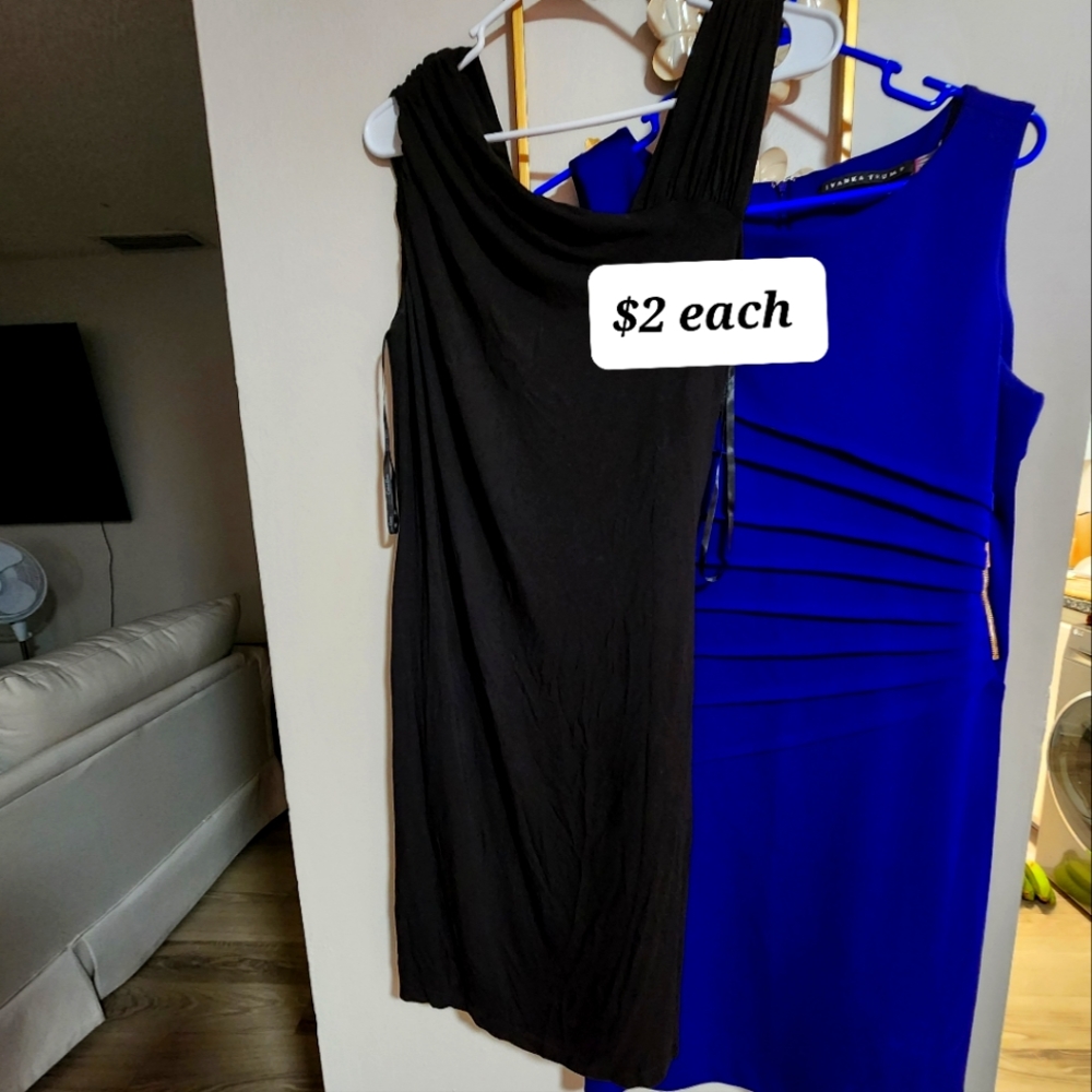 2 Dresses(bundle 5 ítems or more for price $2 each)